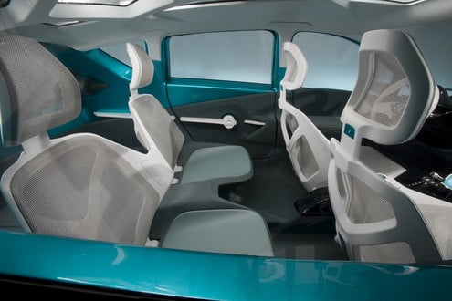 Toyota Prius C Concept 61 35 كم للتر .. مع تويوتا بريوس سي !!‎ مجلة نقطة العلمية