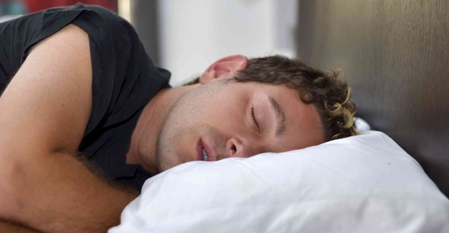 Sleeping Positions Feature مجلة نقطة العلمية