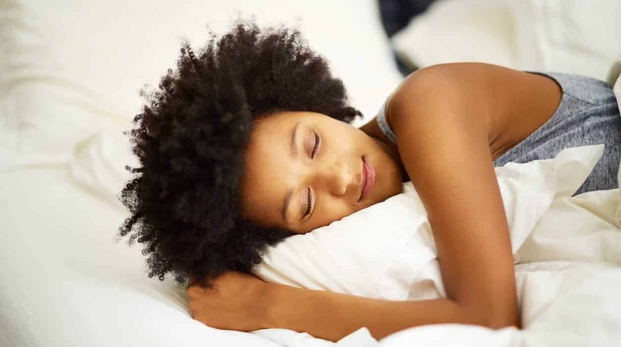 how to fall asleep e1546381224136 تقنية عسكريية سرية تساعدك على النوم في دقيقتين فقط مجلة نقطة العلمية