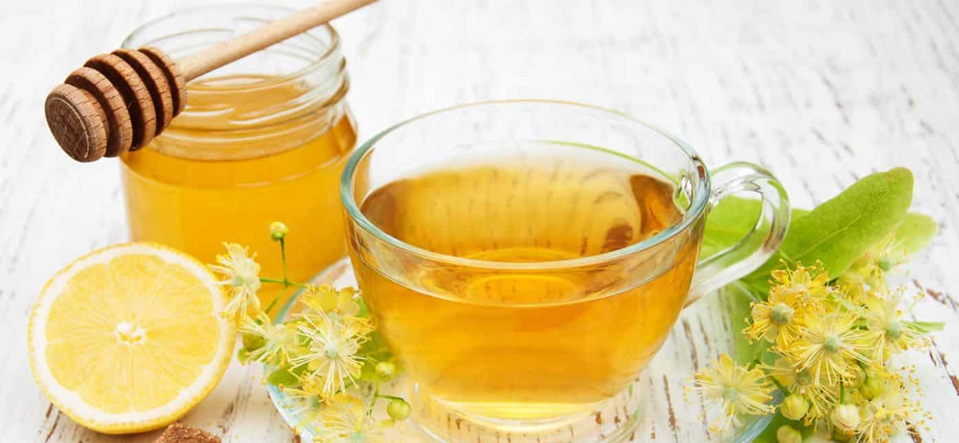 honey and green tea for weight lossd e1548168830376 إليكم الفوائد المذهلة لشرب العسل و الليمون مجلة نقطة العلمية