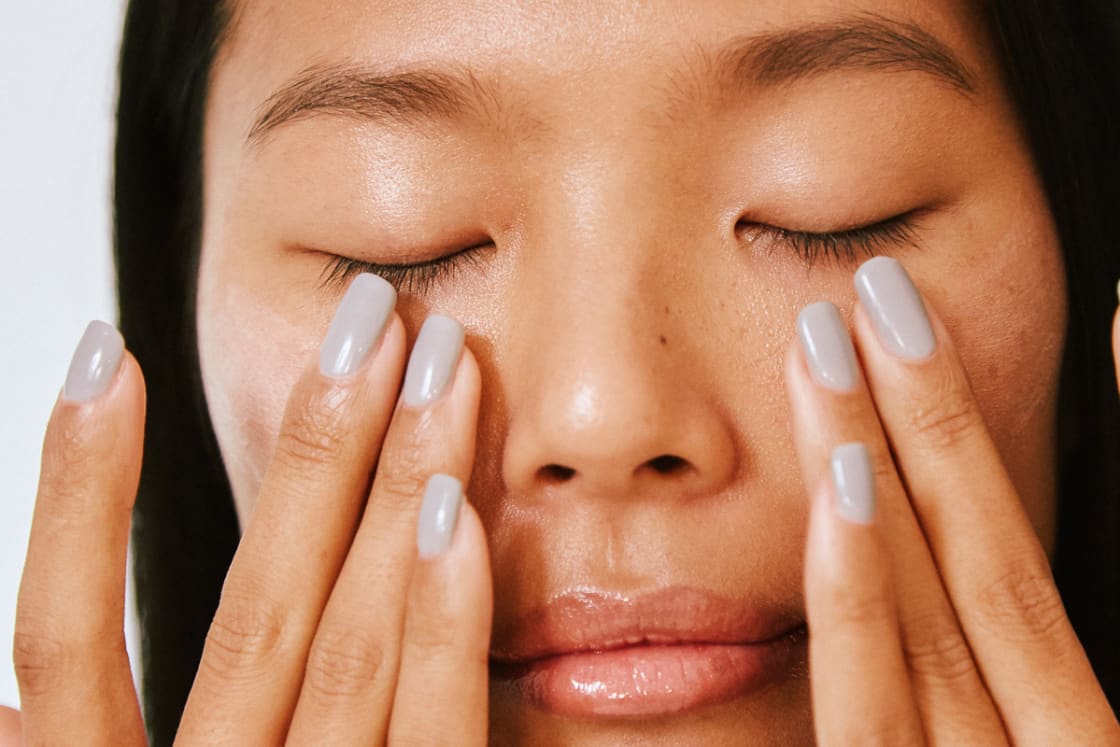 A Skin Supplement To Ease Dark Circles Under Eyes مجلة نقطة العلمية