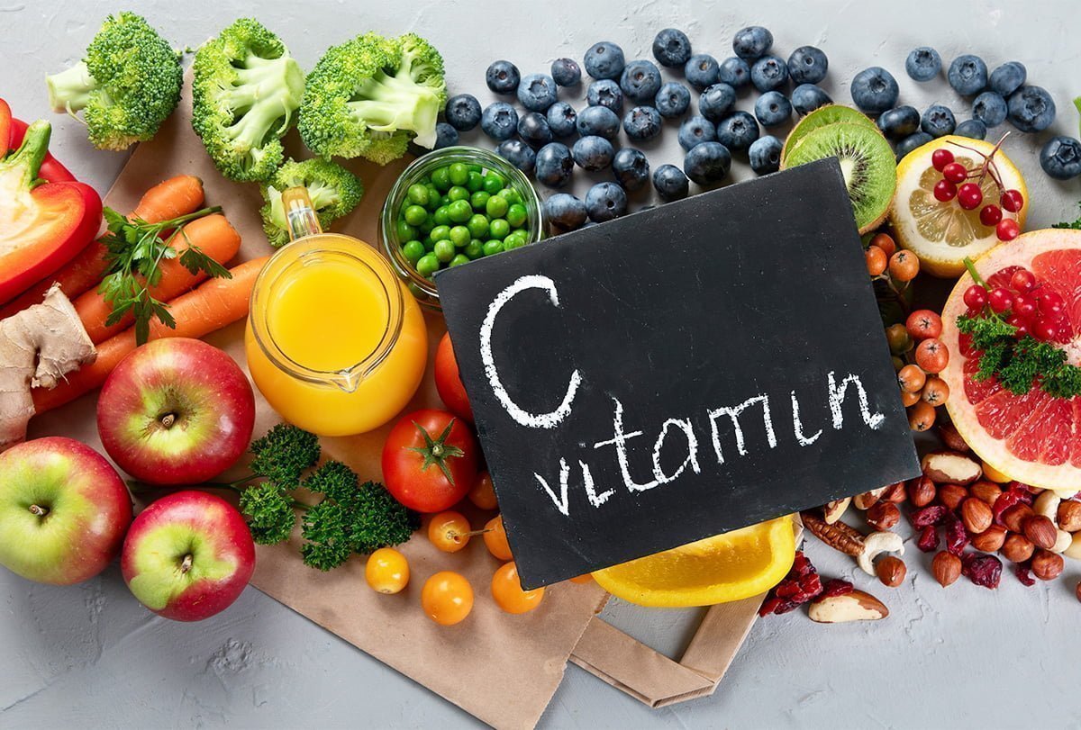 Foods To Help You Meet The Recommended Vitamin C Intake Feat مجلة نقطة العلمية