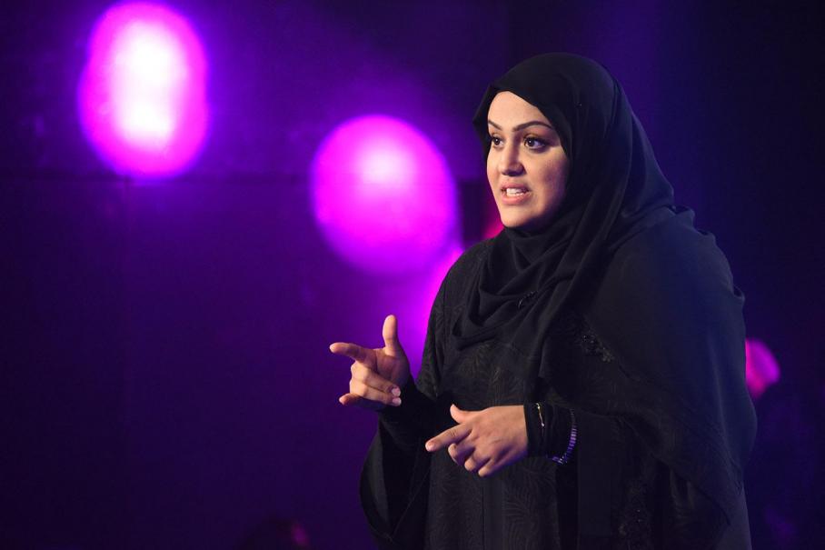 zainab abosuhail 1 الشباب الخليجي يتـالق في برنامج نجوم العلوم منذ انطلاقه في 2009 مجلة نقطة العلمية