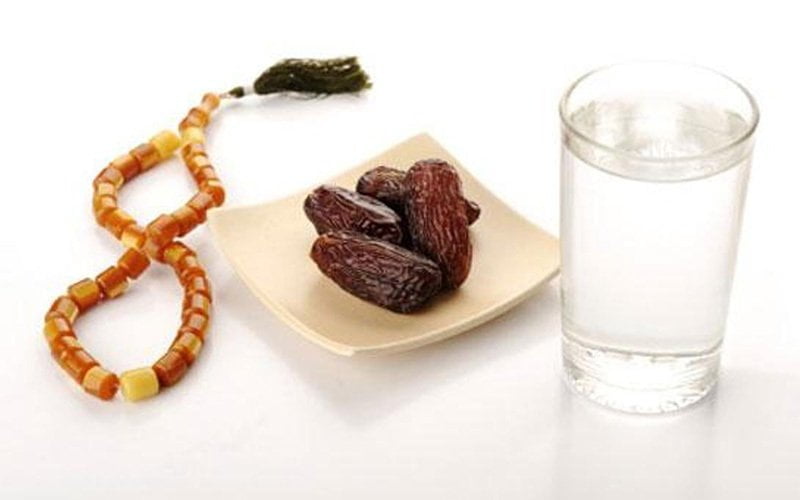ezgif 3 138c915775d4 1 التغلب على العطش في رمضان بين الحقائق والأساطير! مجلة نقطة العلمية