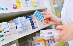 Pharmacist Medicine Antibiotics Pills مجلة نقطة العلمية
