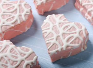Valentines Day Cupcakes مجلة نقطة العلمية