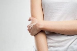 Woman Arm Weakness Pain مجلة نقطة العلمية