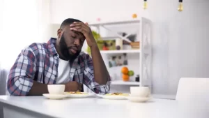 Male Headache Nausea Lost Appetite Not Hungry مجلة نقطة العلمية