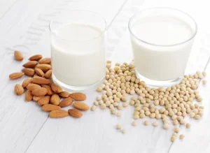 Almond Soy Milk مجلة نقطة العلمية